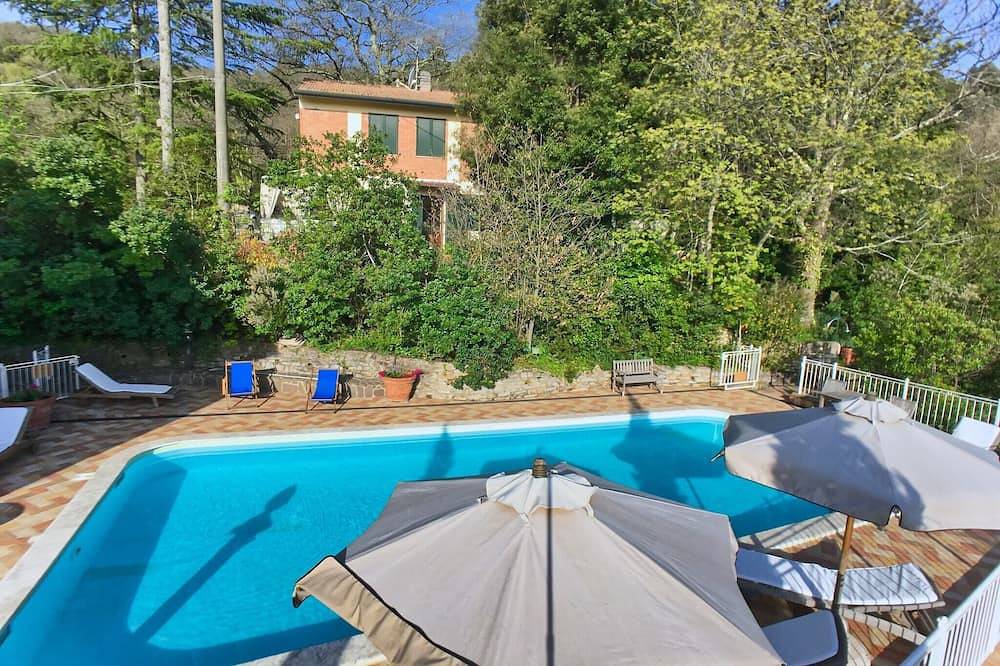 Appartamento a Sassetta con Piscina e Vista in Donoratico (Italia), Costa degli Etruschi