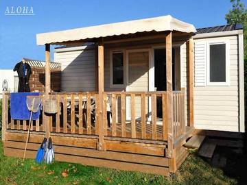 Camping pour 4 personnes, avec sauna et bassin pour enfant ainsi que terrasse et piscine dans Côte d’Émeraude