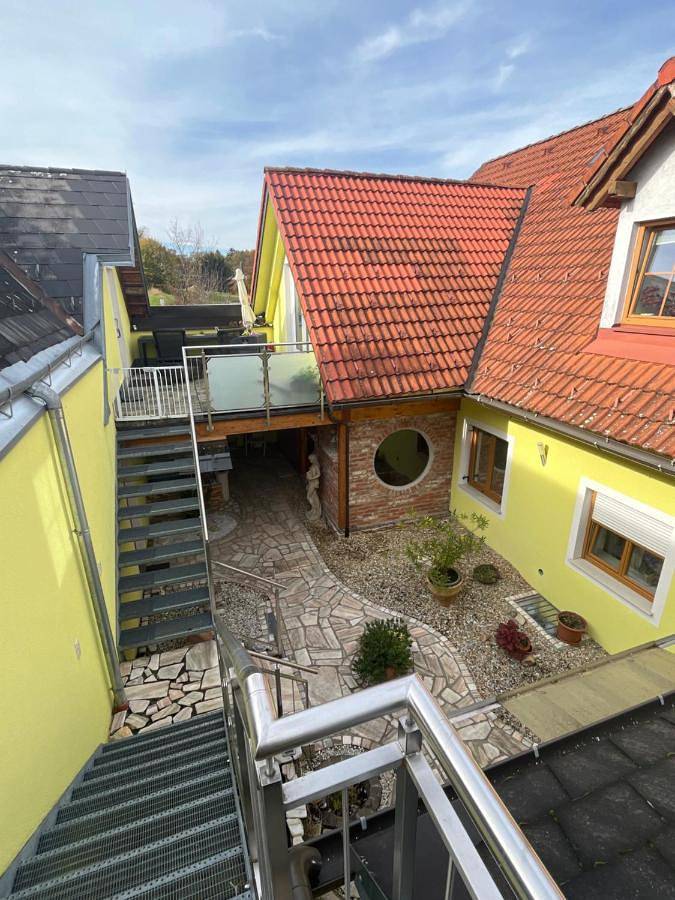 Ganze Wohnung, Ferienwohnung im Thermenland in Fürstenfeld, Steirerland