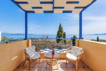Villa pour 7 Personnes dans Mparmpati, Corfou, Photo 2