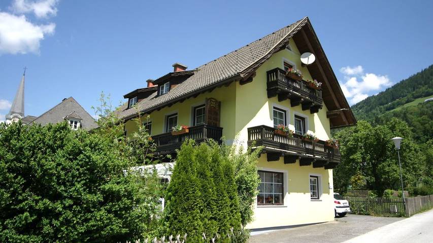 Ferienwohnung für 4 Personen, mit Garten in Feld am See