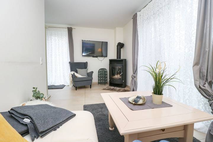 Ferienwohnung für 4 Personen, mit Terrasse am Dierhagen Strand