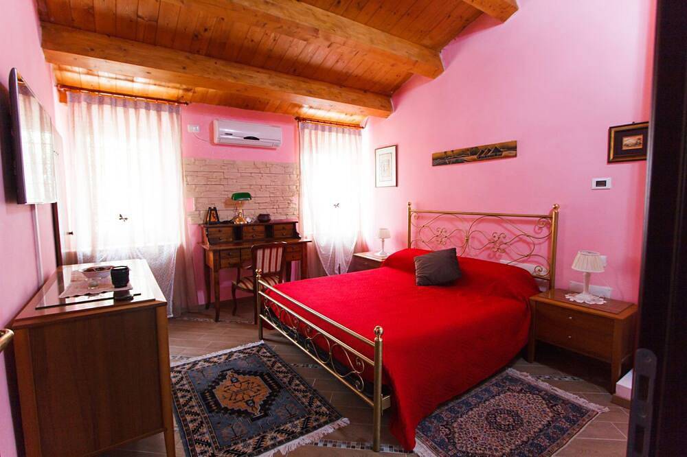 Maison de campagne à 10 km de Fano Camera Giulia in Cartoceto, Valle del Metauro