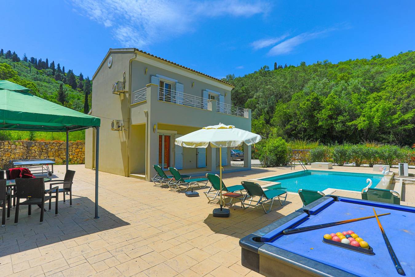 3 Bedroom Villa, Private Pool, Agios Stefanos   in Agios Stefanos (Corfu), Corfu