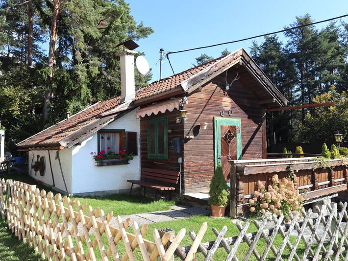 Ferienhaus für 2 Personen, mit Terrasse und Garten in Mieming