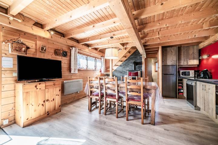Gîte pour 6 personnes, avec jardin à Verchaix - 4