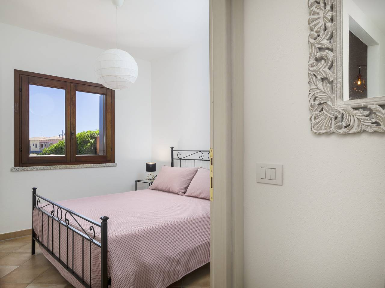 Appartamento intero, Myrsine 7D - flat di design, giardino fronte baia in Murta Maria, Olbia