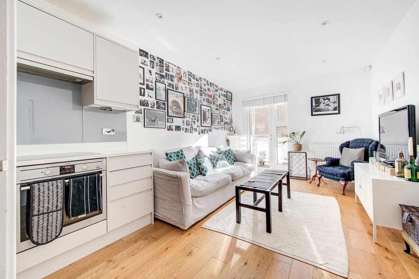 Ganze Wohnung, Ferienwohnung für 4 Personen mit Balkon in Hackney, London