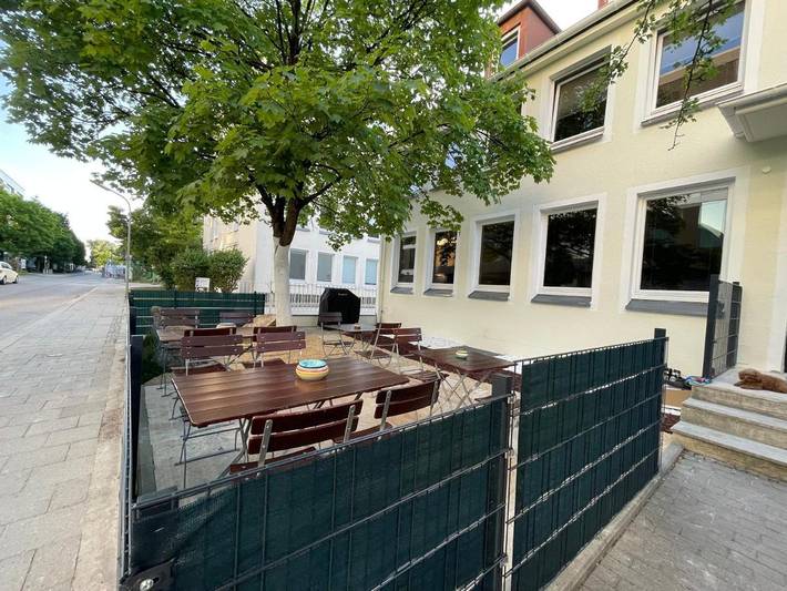 Ferienwohnung für 6 Personen, mit Garten in Sendling München