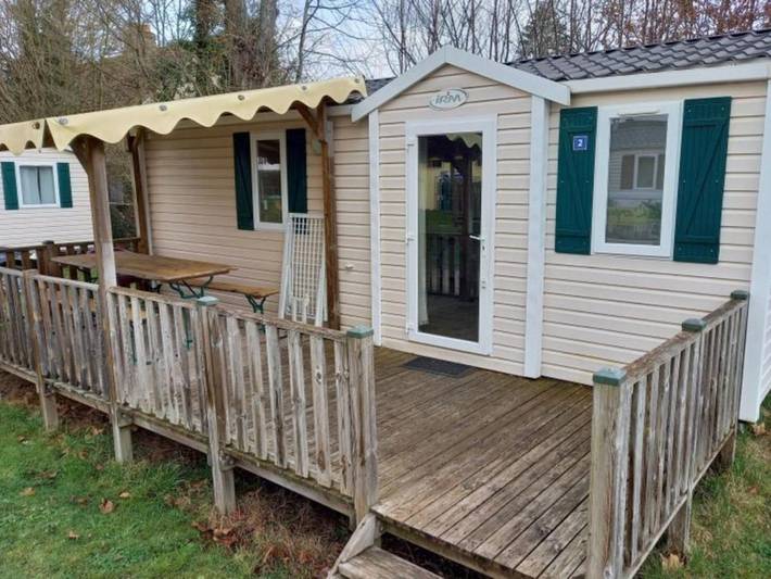 Location de vacances pour 4 personnes, avec terrasse à Athée