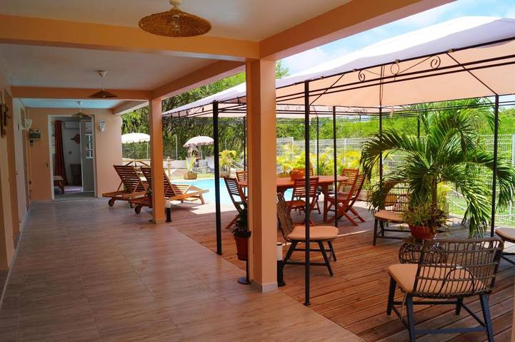 Villa pour 6 personnes, avec terrasse ainsi que piscine et vue à Sainte-Anne (Martinique) - 3