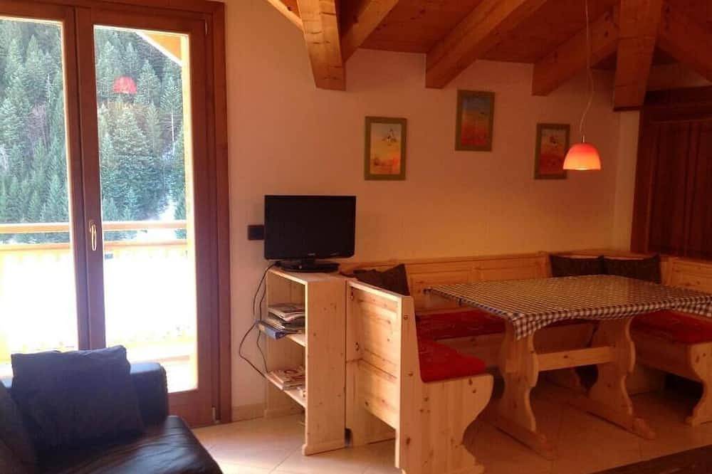 Ganze Wohnung, Atemberaubende Wohnung in der Nähe Dorf, Sommersonne und Winter Ski in Andalo, Brentagruppe