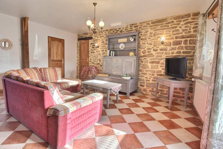 Gîte pour 4 personnes, avec terrasse et jardin, animaux acceptés à Malansac - 2