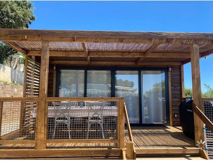 Camping pour 4 personnes, avec vue ainsi que piscine et terrasse à Saint-Raphaël - 3