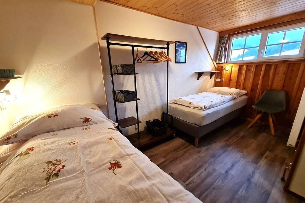 Geheel appartement, Appartement in Gnesau met Hot Tub in Gnesau, Oberkärnten