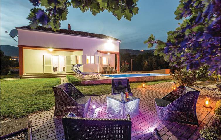 Ferienhaus für 6 Personen, mit Garten und Terrasse sowie Pool in Kaštela - 3