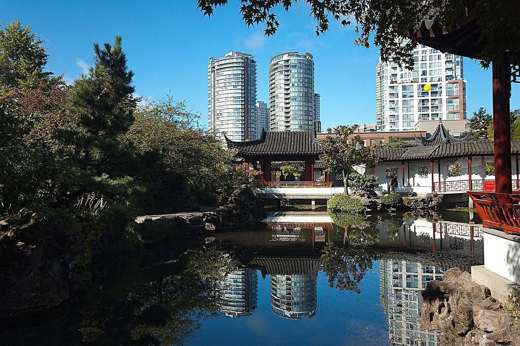 Ganze Wohnung, Vancouver condo: surreal water/mountain/harbor views 2Beds/2Ba in Vancouver, British-Columbia