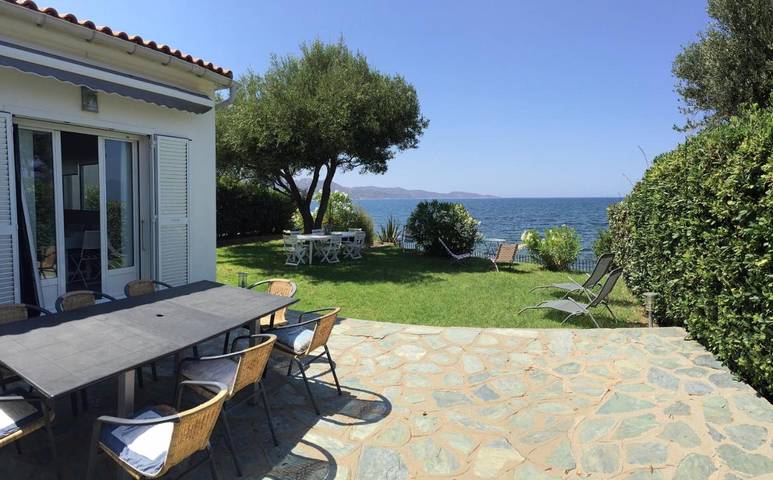 Location de vacances pour 6 personnes, avec jardin et terrasse dans Office De Tourisme De Saint Florent - 2