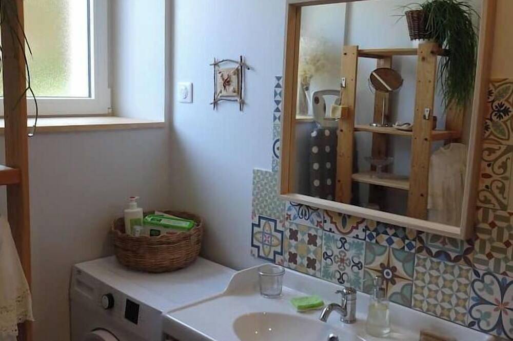 Joli rez de villa, classé ***,  terrasse et parking privé - Millau in Millau, Parc naturel régional des Grands Causses