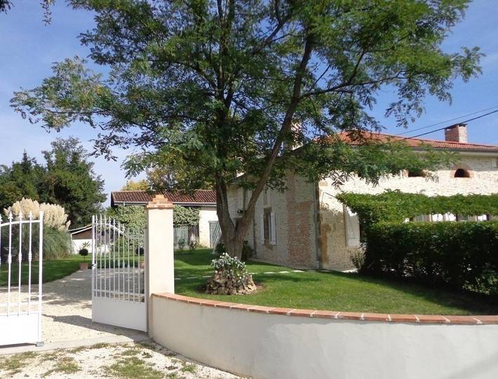 Gîte pour 7 personnes, avec Terrasse ainsi que Jardin et Vue