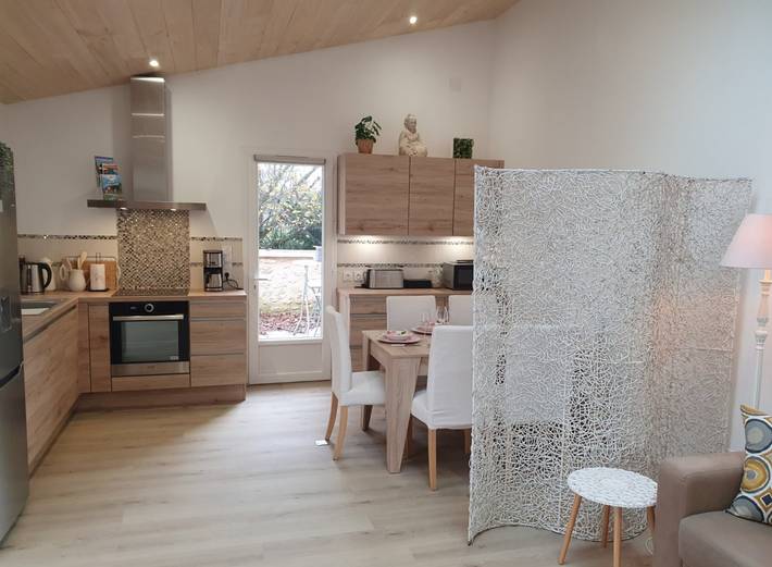 Gîte pour 6 personnes, avec jardin ainsi que piscine et terrasse, animaux acceptés à Vienne (France) - 2