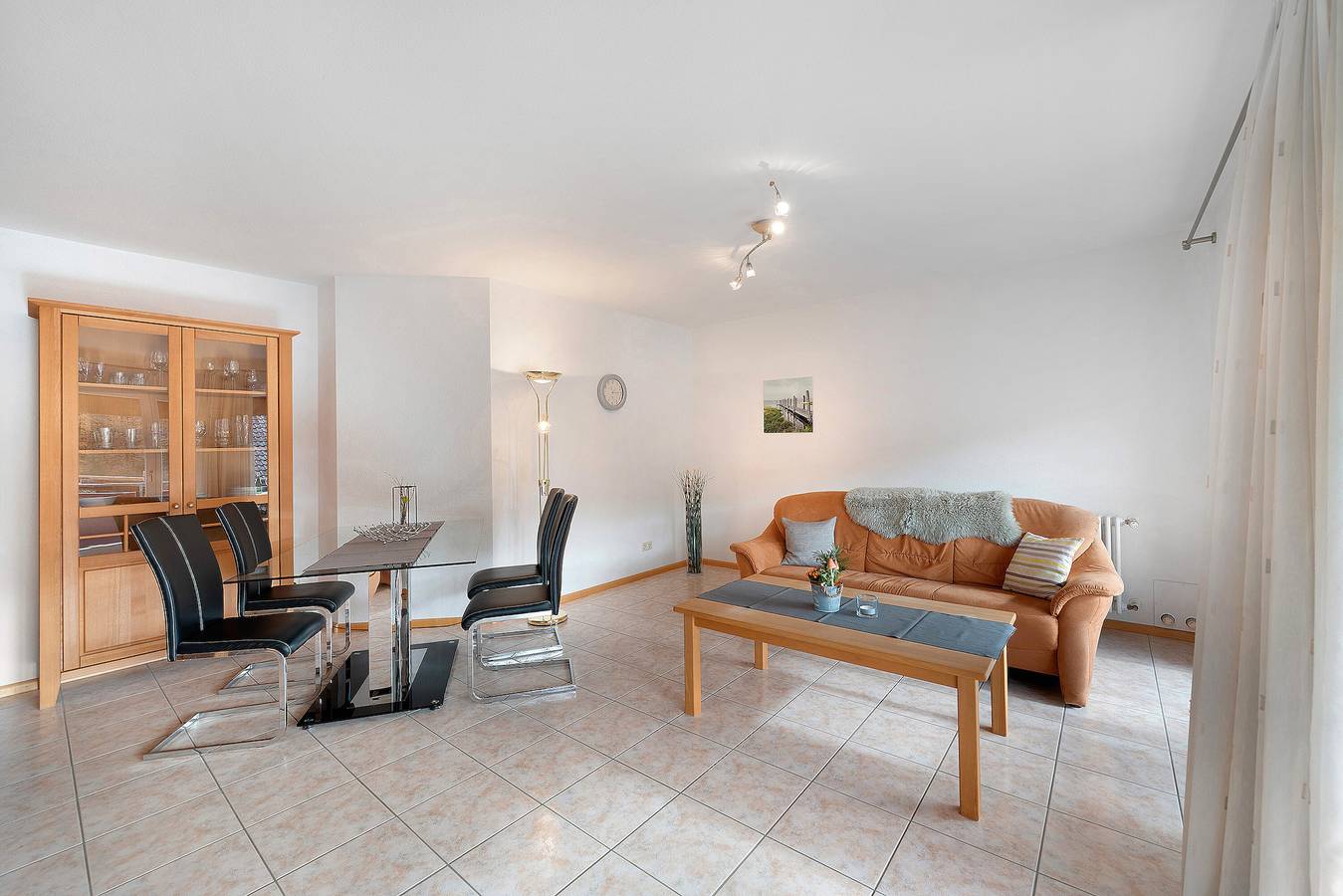 Apartamento inteiro, Apartamento vacacional 'Landblick' con balcón y wifi in Biederbach, Central Black Forest