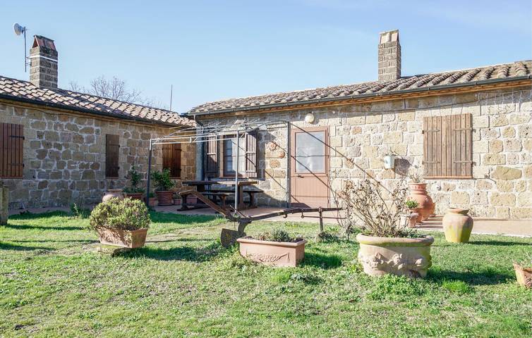 Ferienwohnung für 4 Personen, mit Garten und Pool - 1