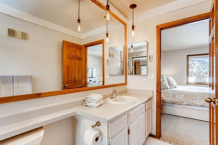 Maison de vacances pour 6 personnes, avec jacuzzi et balcon à Avon