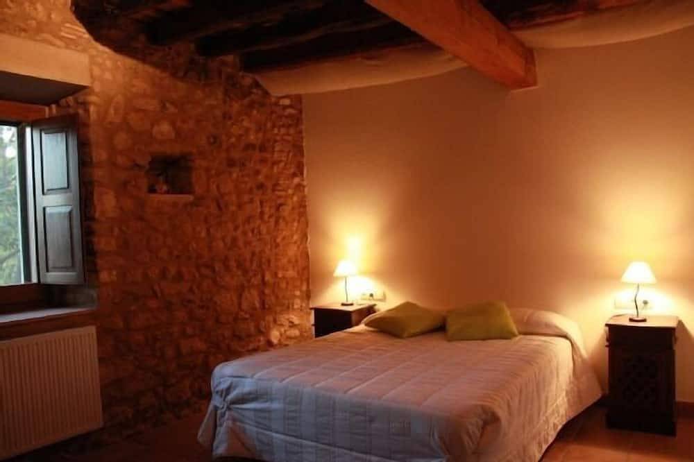Casa rural (alquiler íntegro) Mas Guitart para 4 personas in Galliners, Vilademuls