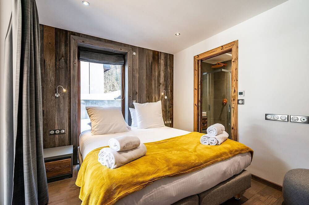Entire apartment, Eyong - Premium apartment with sauna and hot tub in Argentière, Chamonix-Mont-Blanc