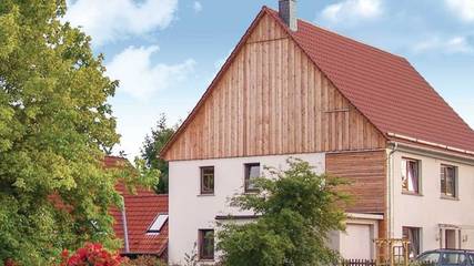 Ferienwohnung für 3 Personen, mit Garten und Balkon sowie Ausblick, kinderfreundlich in Schieder-Schwalenberg