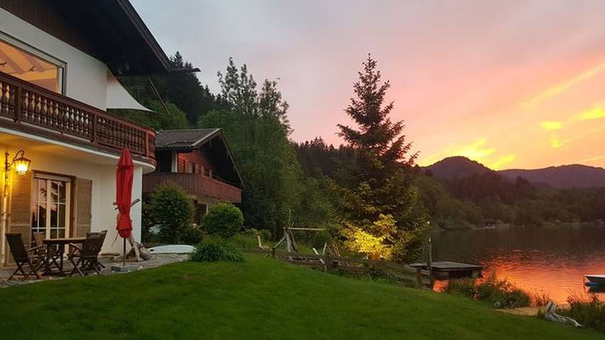 Apartamento de vacaciones para 2 personas, con vistas al lago además de terraza y jardín - 1