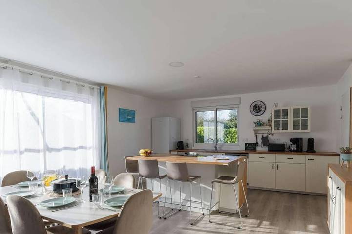 Gîte pour 6 personnes, avec balcon et jardin, animaux acceptés dans Plage de Tréompan