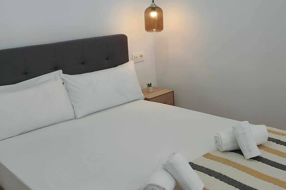 Ganze Wohnung, Carmen Street, Seville, Historic Center B3 in Casco Antiguo, Sevilla