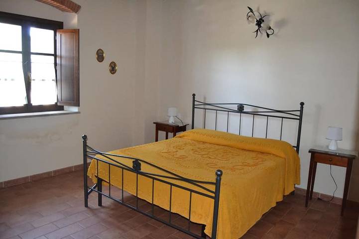 Appartamento intero, Bilocale in Incantevole borgo in pietra con piscina e tennis, vicino al mare in Campiglia Marittima, Costa degli Etruschi