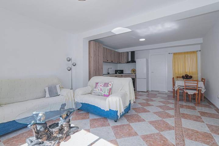 Ferienwohnung für 5 Personen, mit Ausblick und Balkon - 1