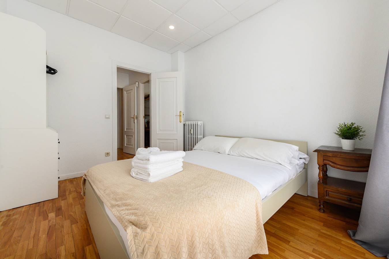 Appartement entier, M Piso de 3 dormitorios y 2 en Salamanca in Madrid, Área Metropolitana de Madrid