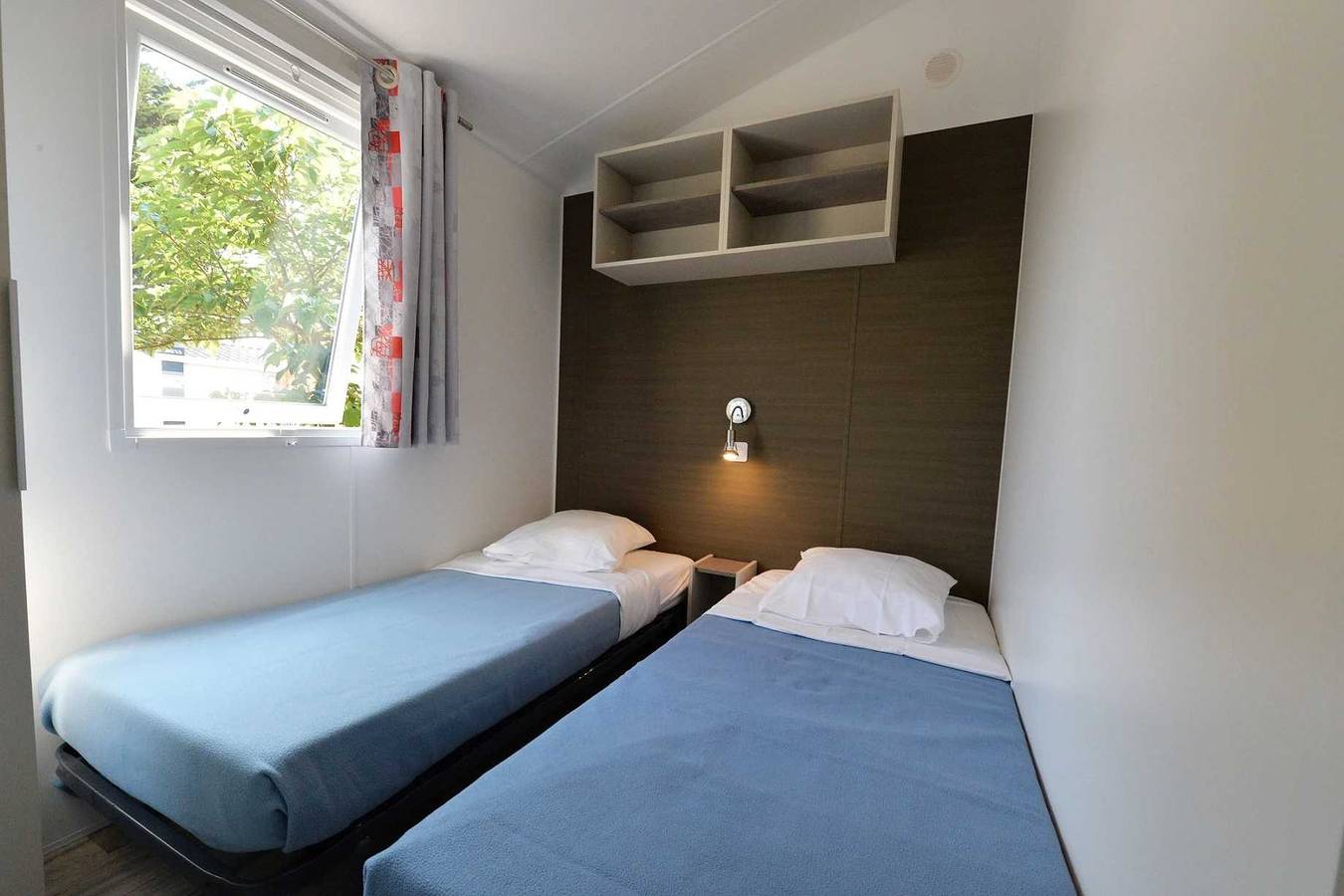 Camping 4 étoiles - Parc aquatique - eeifae in Sainte-Marie-la-Mer, Côte d'Améthyste