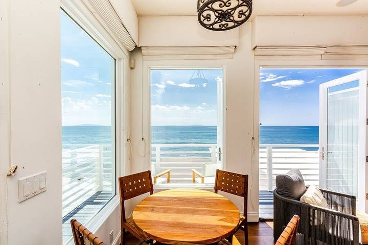 Holiday rental for 4 people, with hot tub and balcony, with pets in Malibu