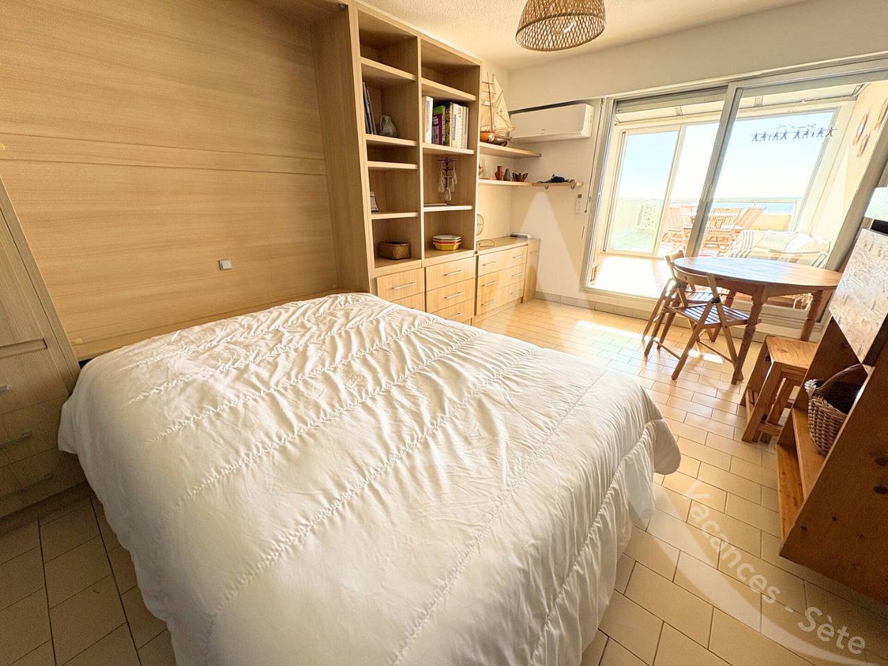 Ganzes Studio, 054 / Studio Climatisé Avec Wi-Fi Et Parking in Sete, Côte d'Améthyste