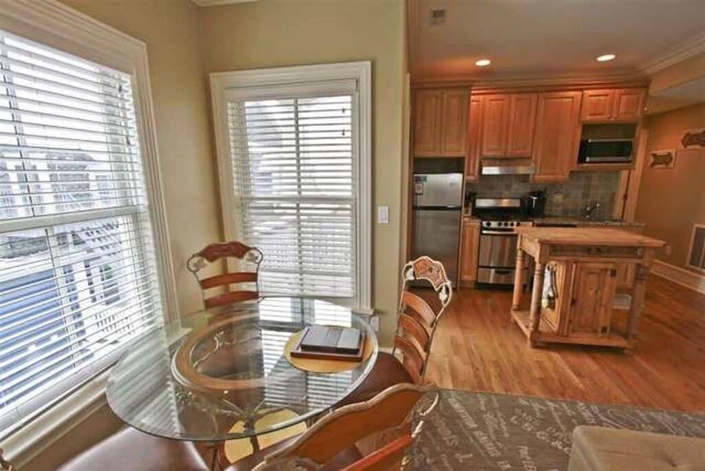 Ganze Wohnung, Sea Mist Ocean View 1 Br /Ba Condo in Cape May, Cape May County