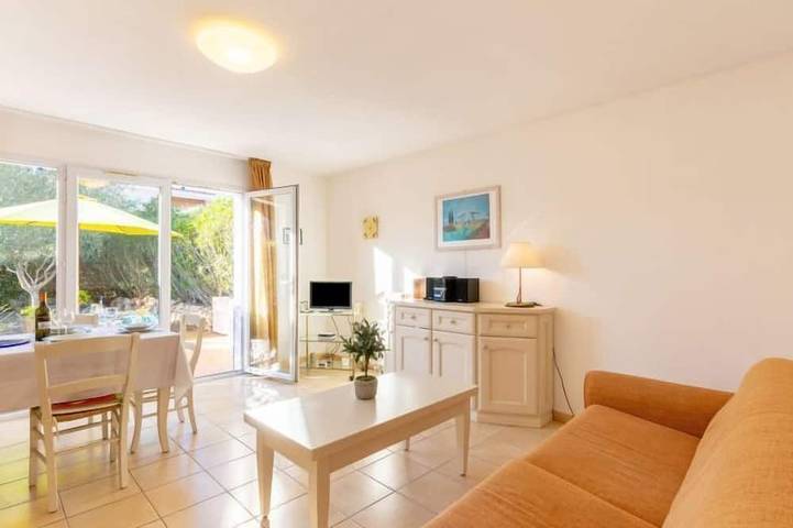 Finca für 6 Personen, mit Terrasse und Garten sowie Pool in der Provence - 4