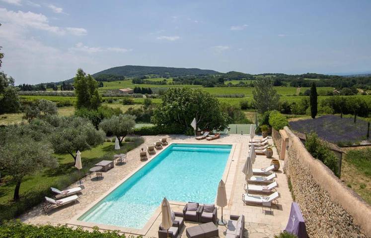 Casa de vacaciones para 16 personas, con piscina además de vistas y jardín - 1