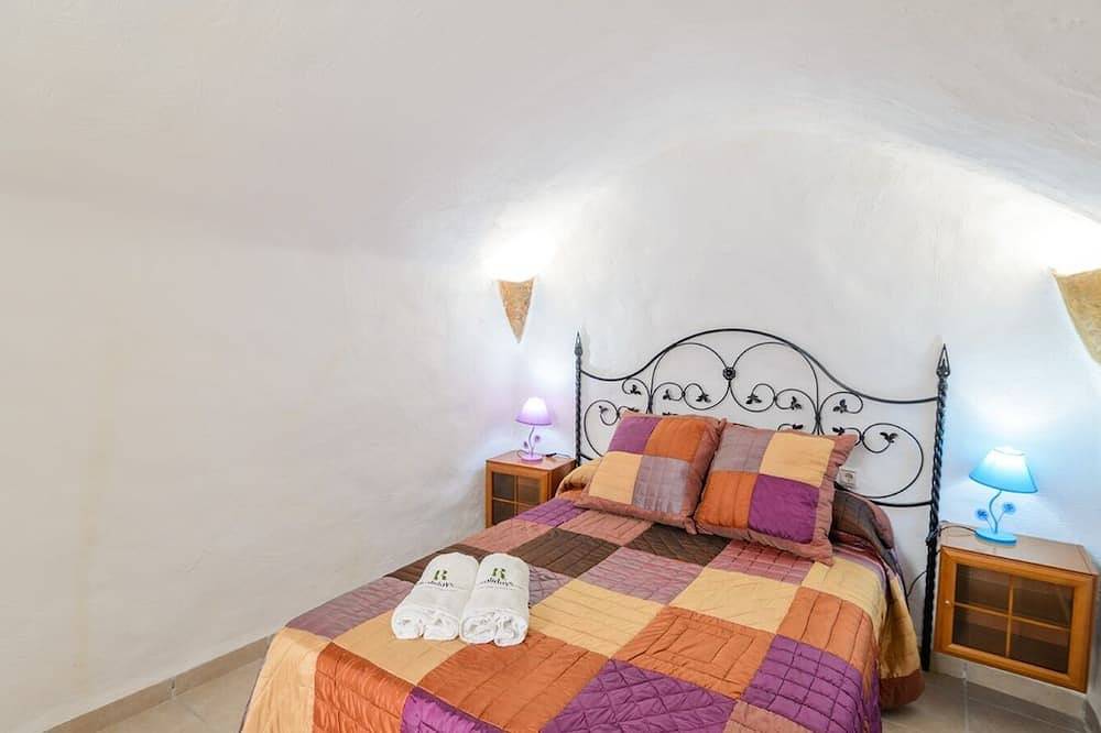 Cuevas El Mirador Pozo Alcón by Ruralidays in Fontanar (Pozo Alcón), Pozo Alcón