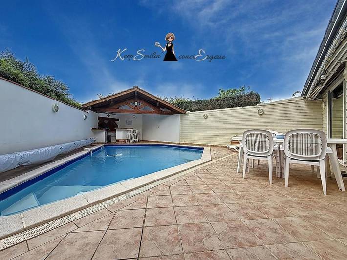 Villa pour 7 personnes, avec terrasse ainsi que piscine et jacuzzi dans Béarn - 2