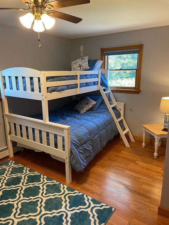 Duck Cove Cottage overlooking beautiful Blue Hill Bay in Acadia Nationalpark