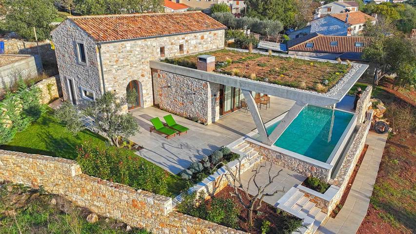 Location de vacances pour 6 personnes, avec balcon/terrasse ainsi que piscine et terrasse à Bale (Croatie) - 2