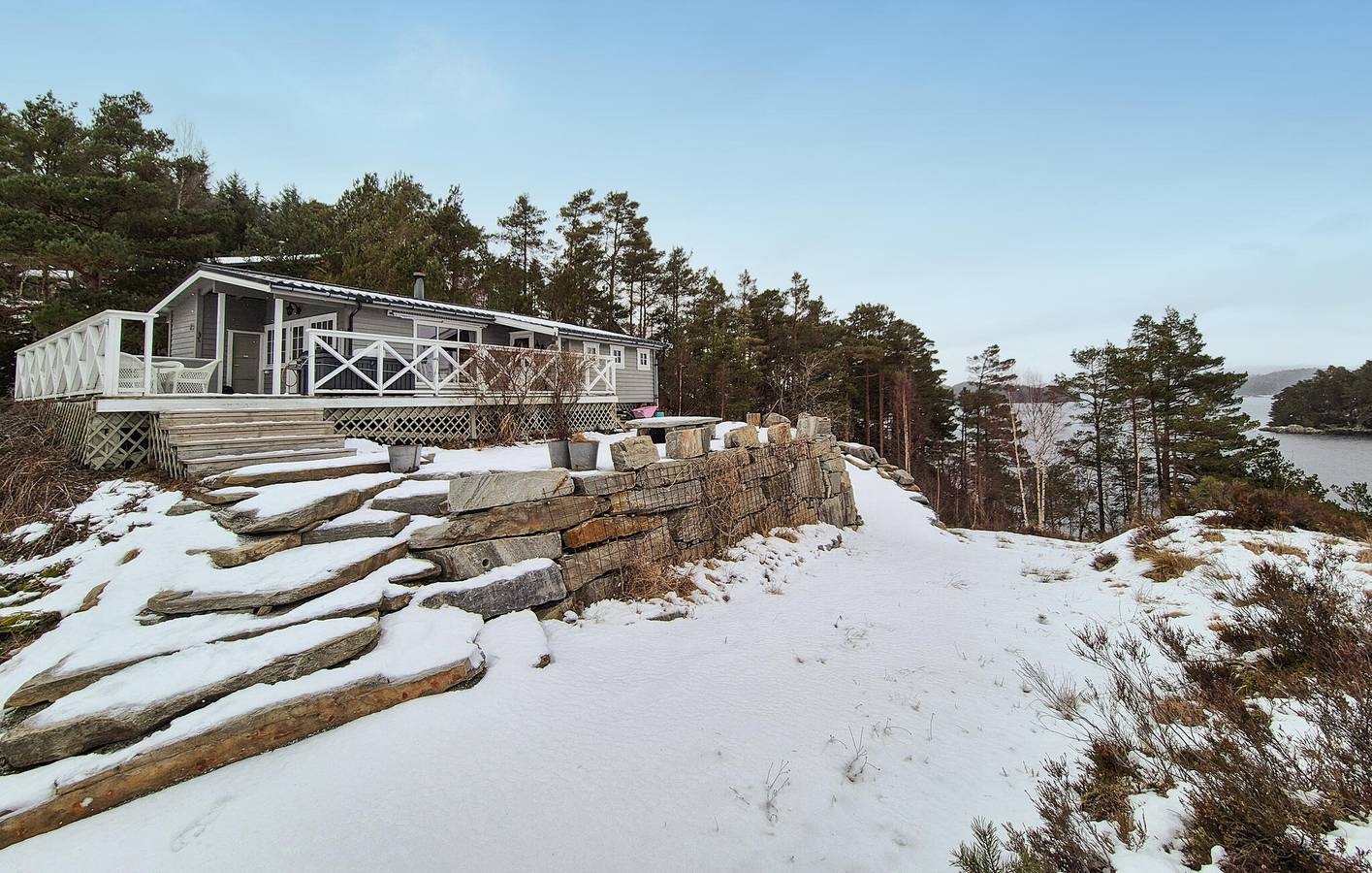 Ferienhaus für 6 Personen mit Terrasse in Kvinnherad