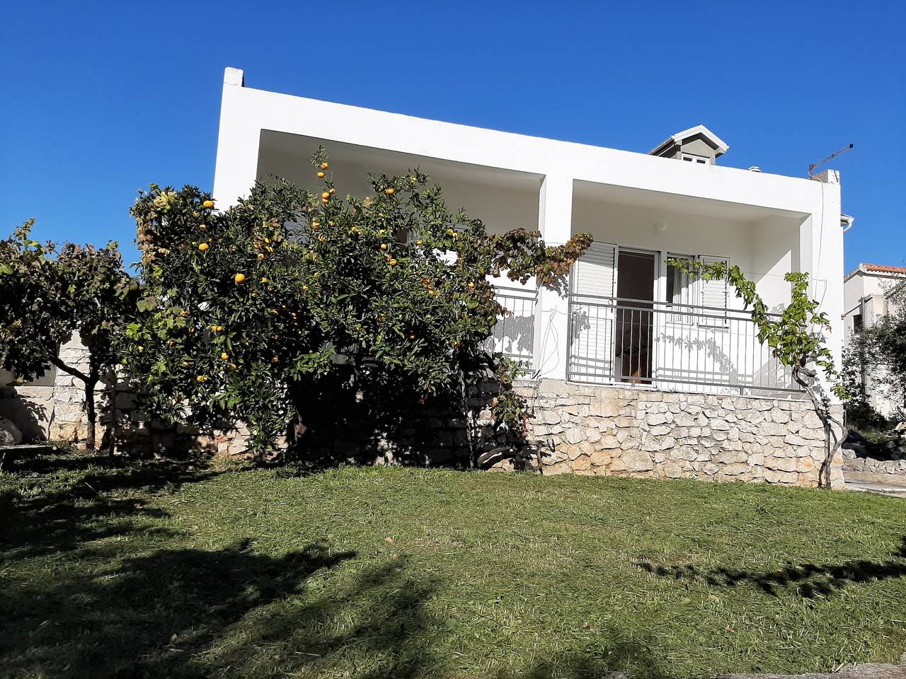 Ferienwohnung für 7 Personen in Rogoznica, Šibenik-Knin