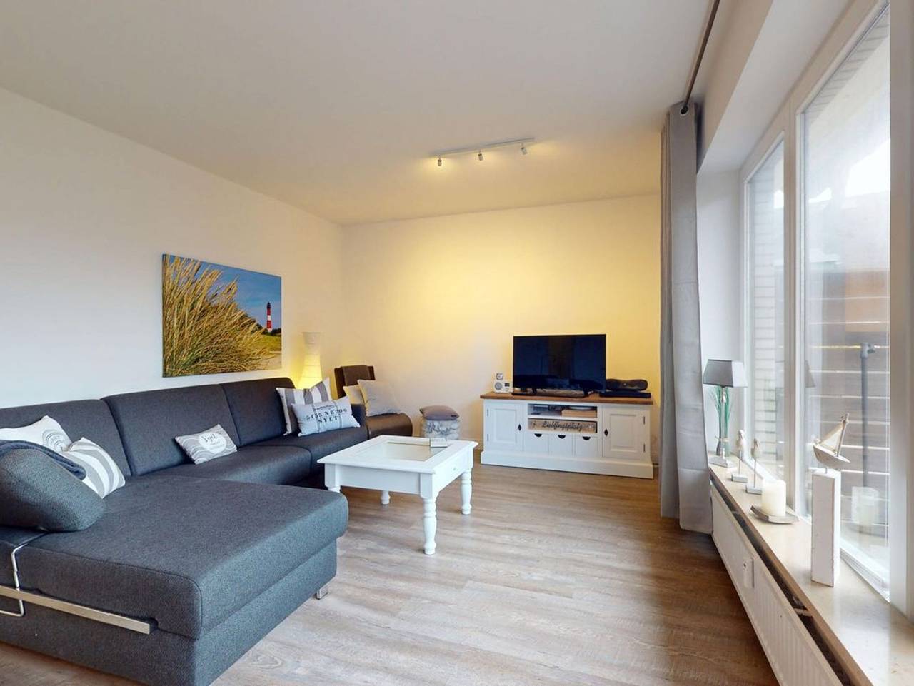 Ganze Ferienwohnung, Hoernem Stuuv - 2-Zimmer-Erdgeschosswohnung im Hoernem Hüs, strandnah mit Sonnenterrasse in Hörnum, Sylt